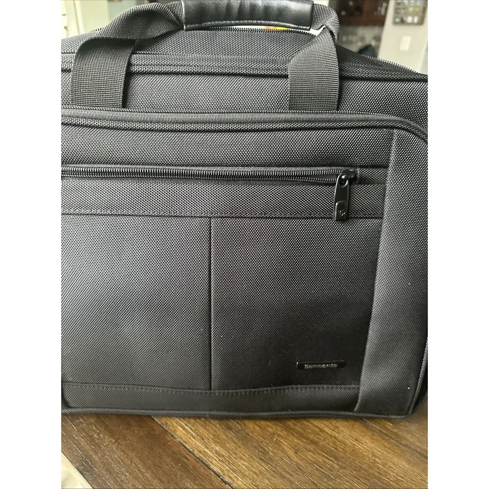 Samsonite laptop briefcase
